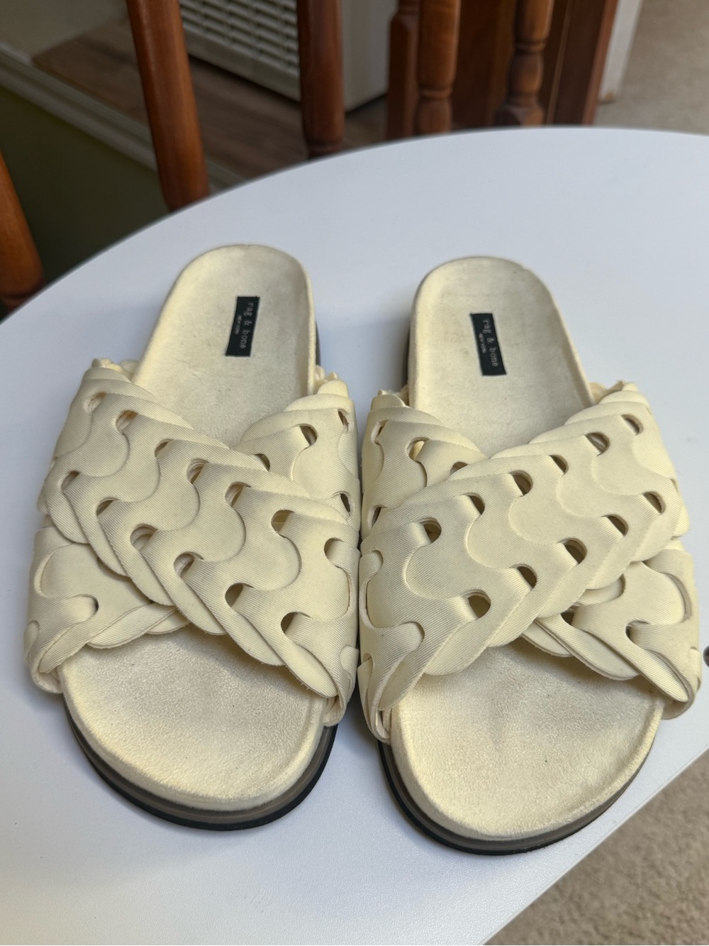 Rag bone Bailey Sport Slide in Cream size 8 women H41N15
